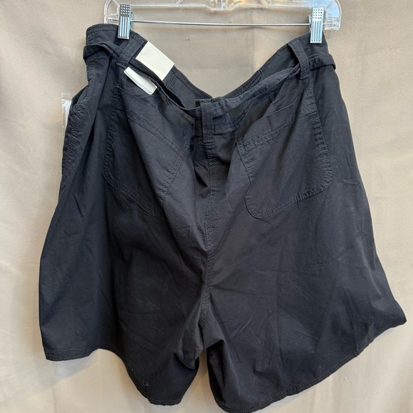 NWT Fashion Bug, black, weekend casual shorts - Picture 5 of 5